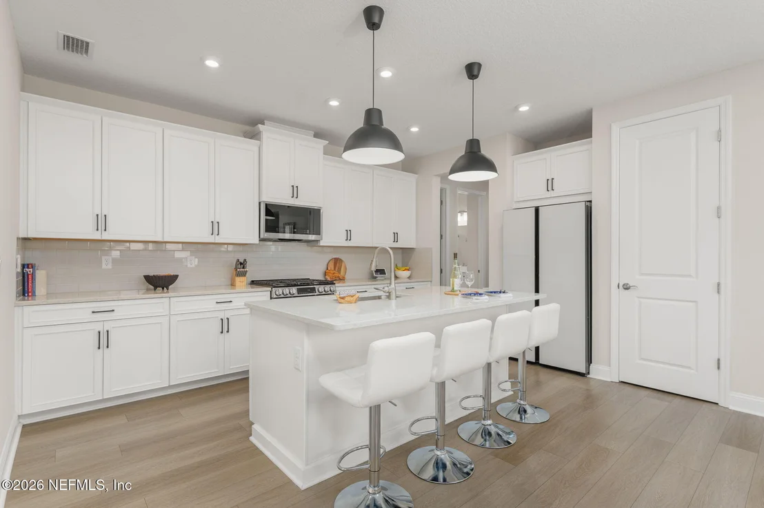 Photo of 403 LADYSLIPPER Drive
