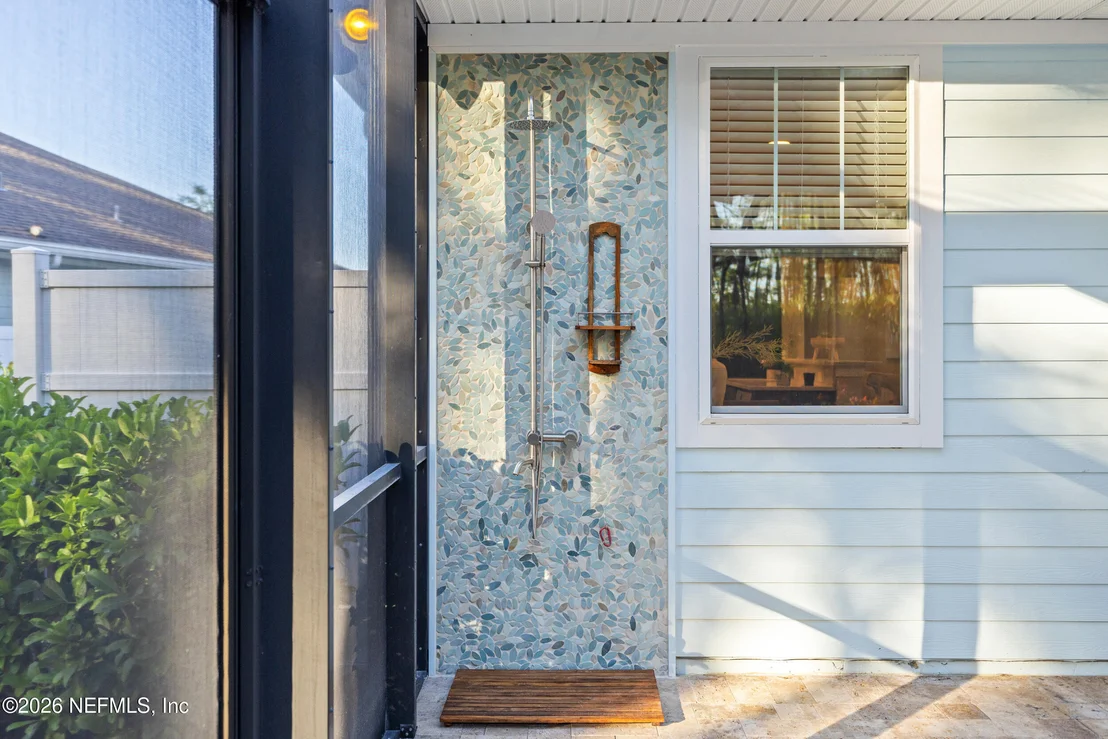 Photo of 343 FRONT DOOR Lane