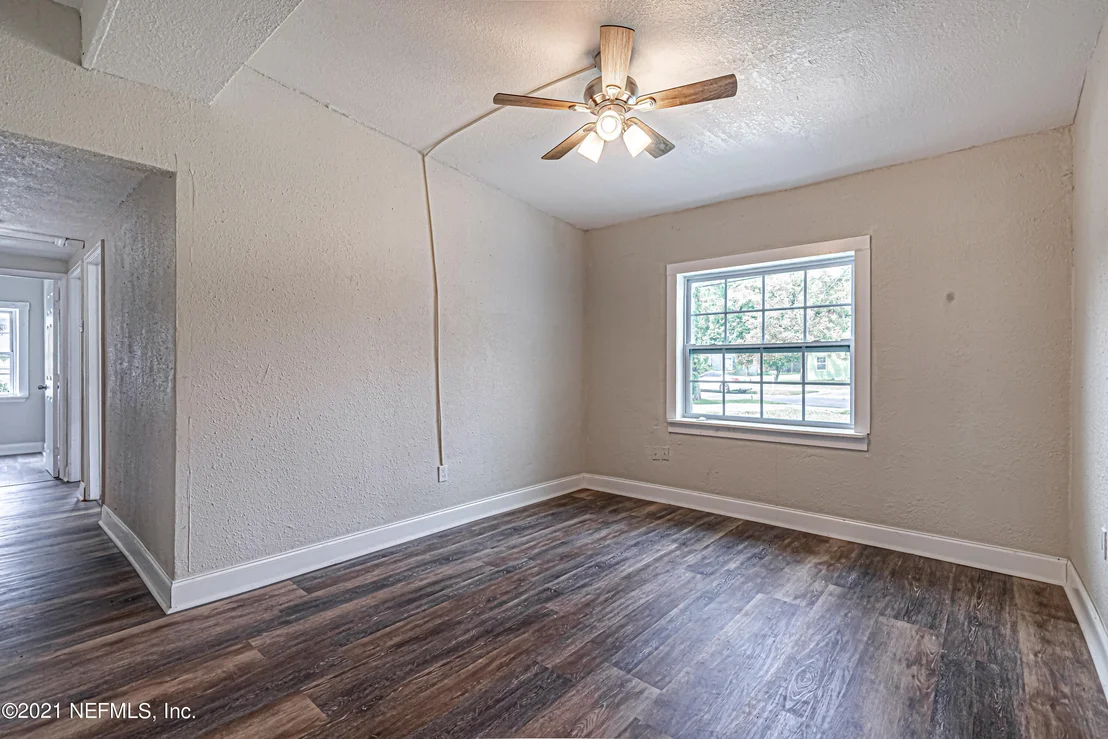 Photo of 5745 CARNATION Road