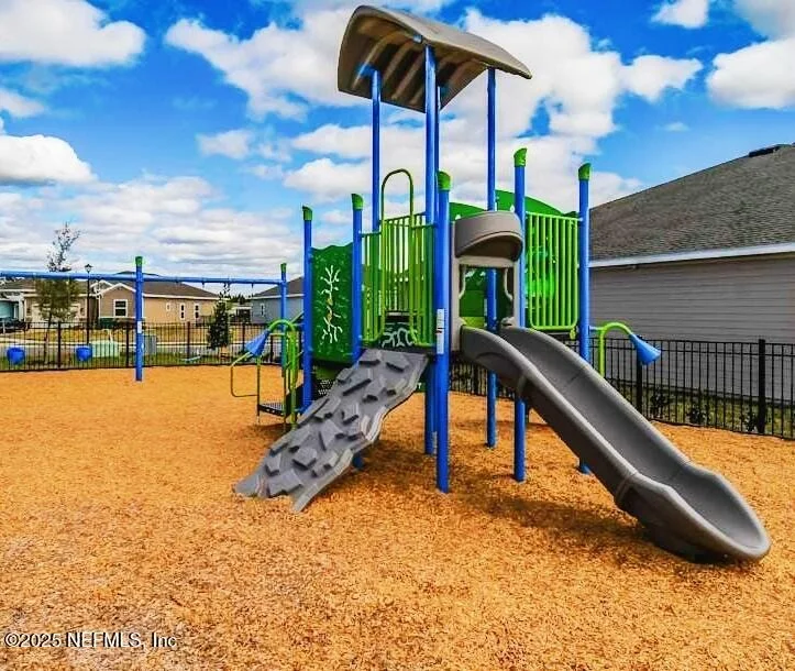 Photo of 9852 LOVAGE Lane