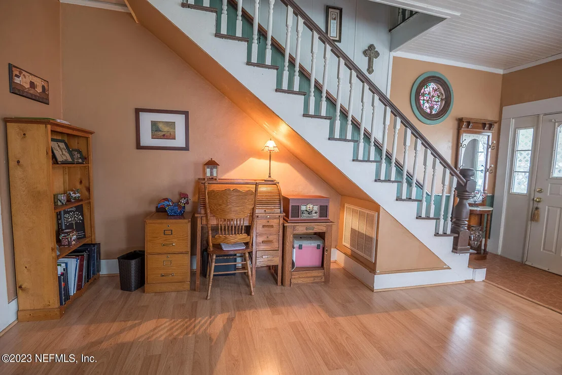 Photo of 404 N CHERRY Street