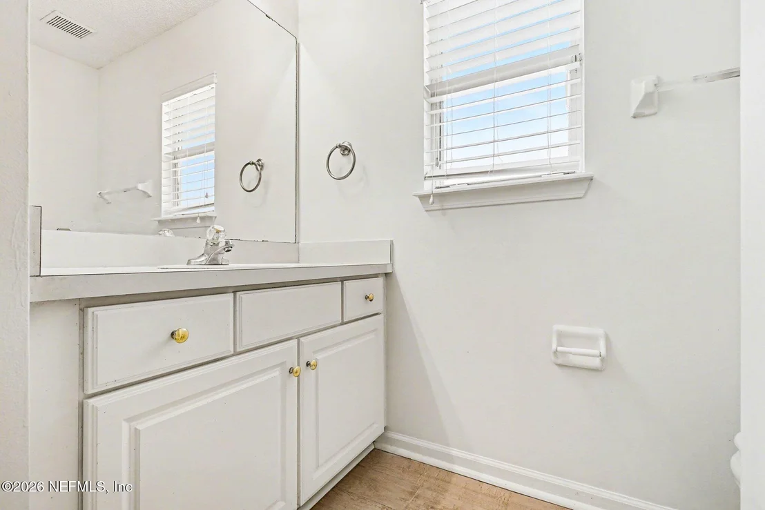 Photo of 1821 HEARTPINE Drive