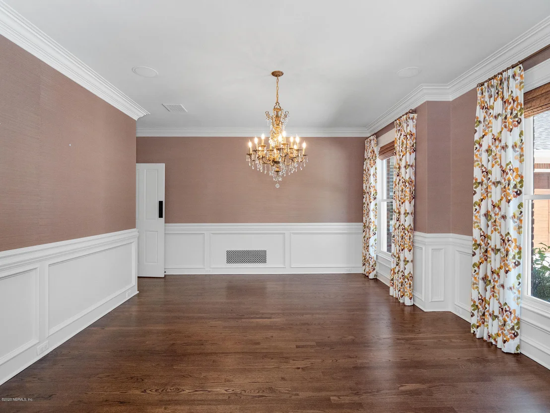 Photo of 906 GREENRIDGE Road