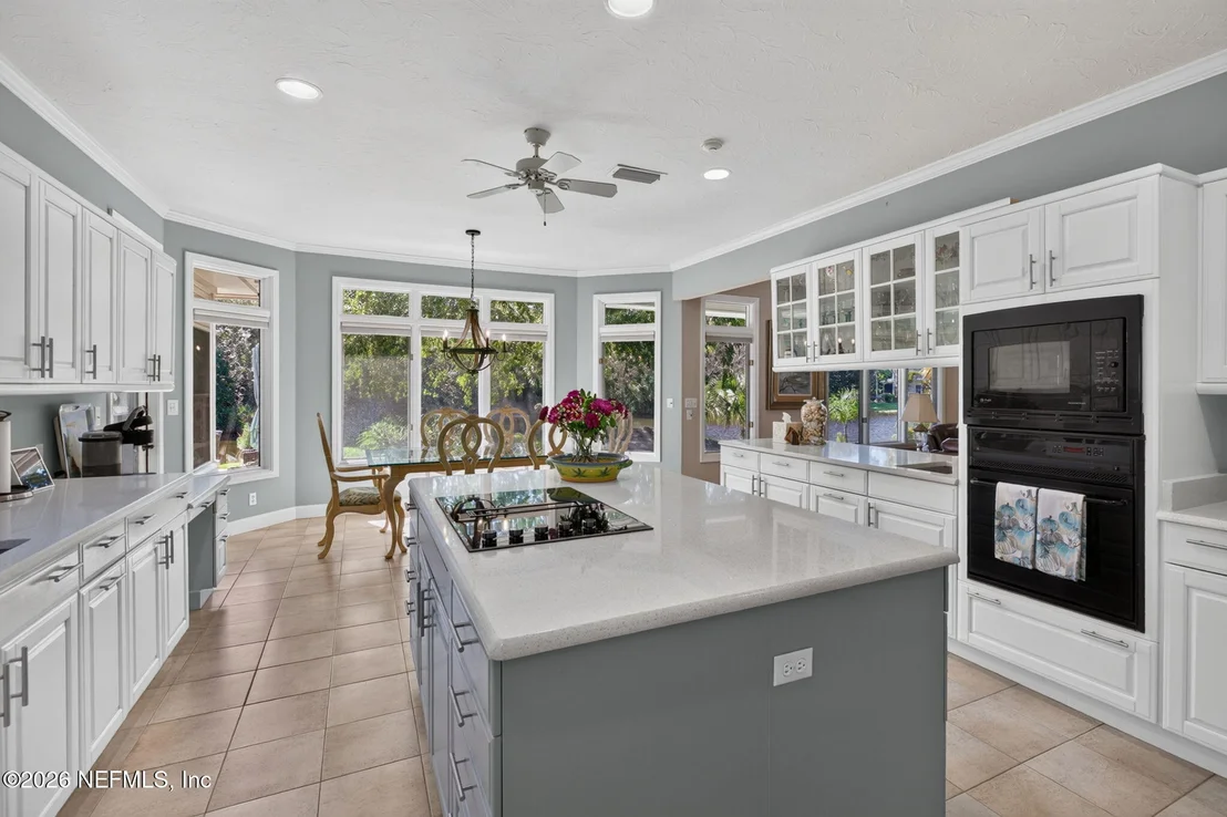 Photo of 2206 LAUGHING GULL Circle