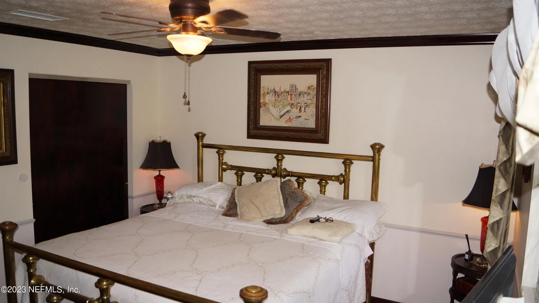 Photo of 6113 RAINTREE Road