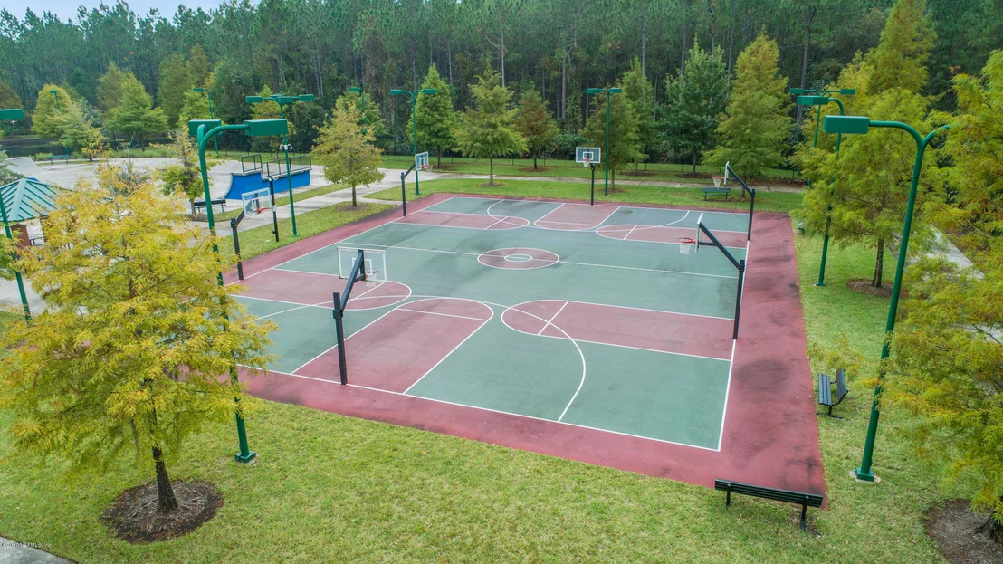 Photo of 285 CLOVER Court