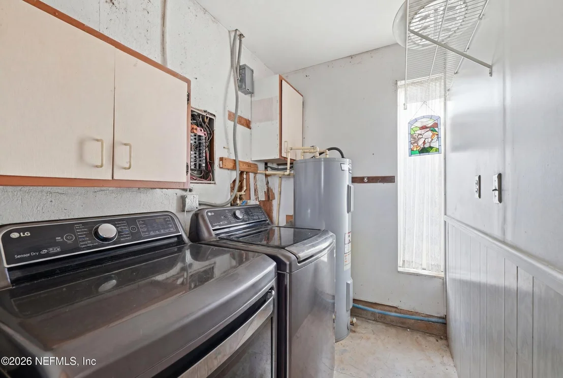 Photo of 276 HARBOR Drive
