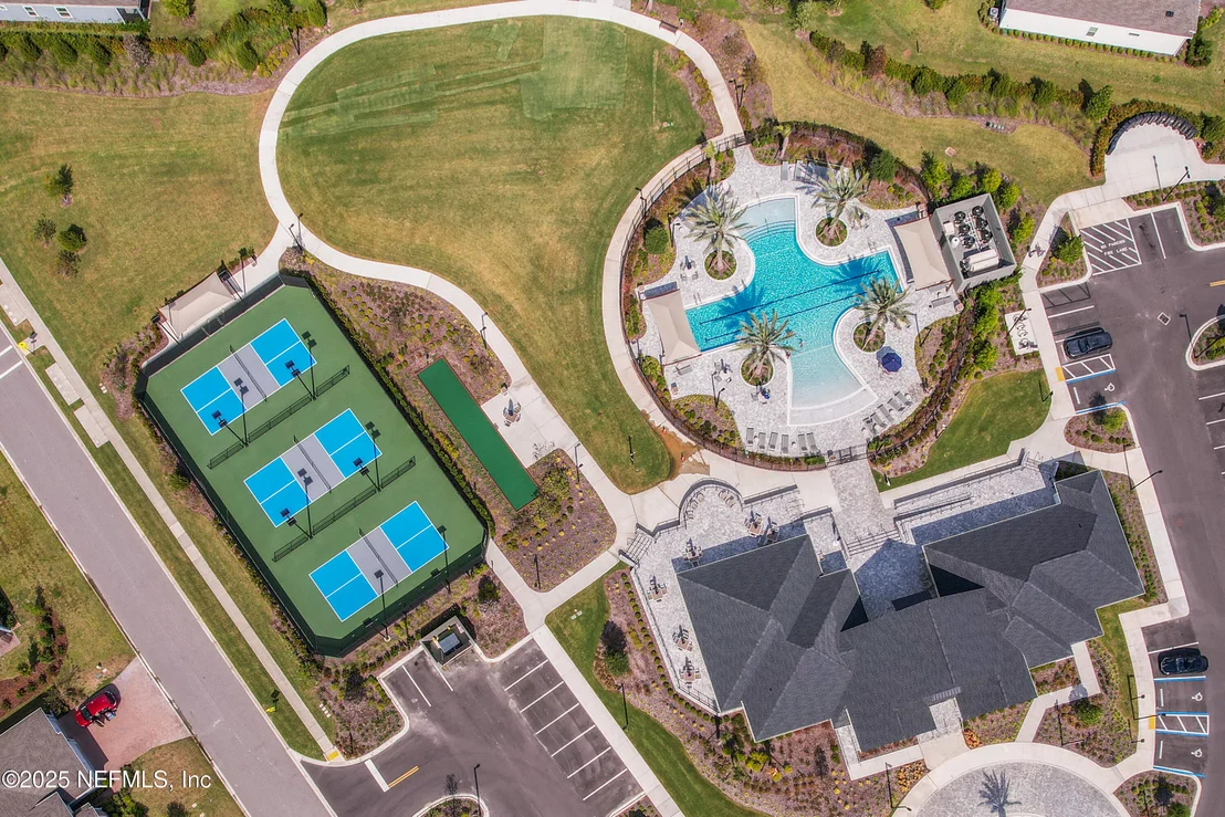 Photo of 75045 PONDSIDE Lane