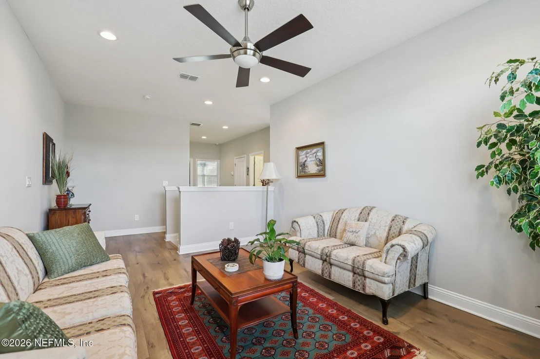 Photo of 322 PINE BLUFF Drive