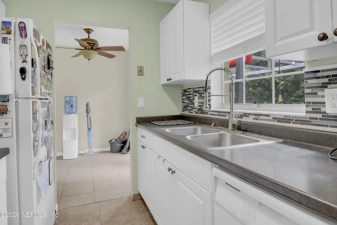Photo of 216 ESTANCIA Street