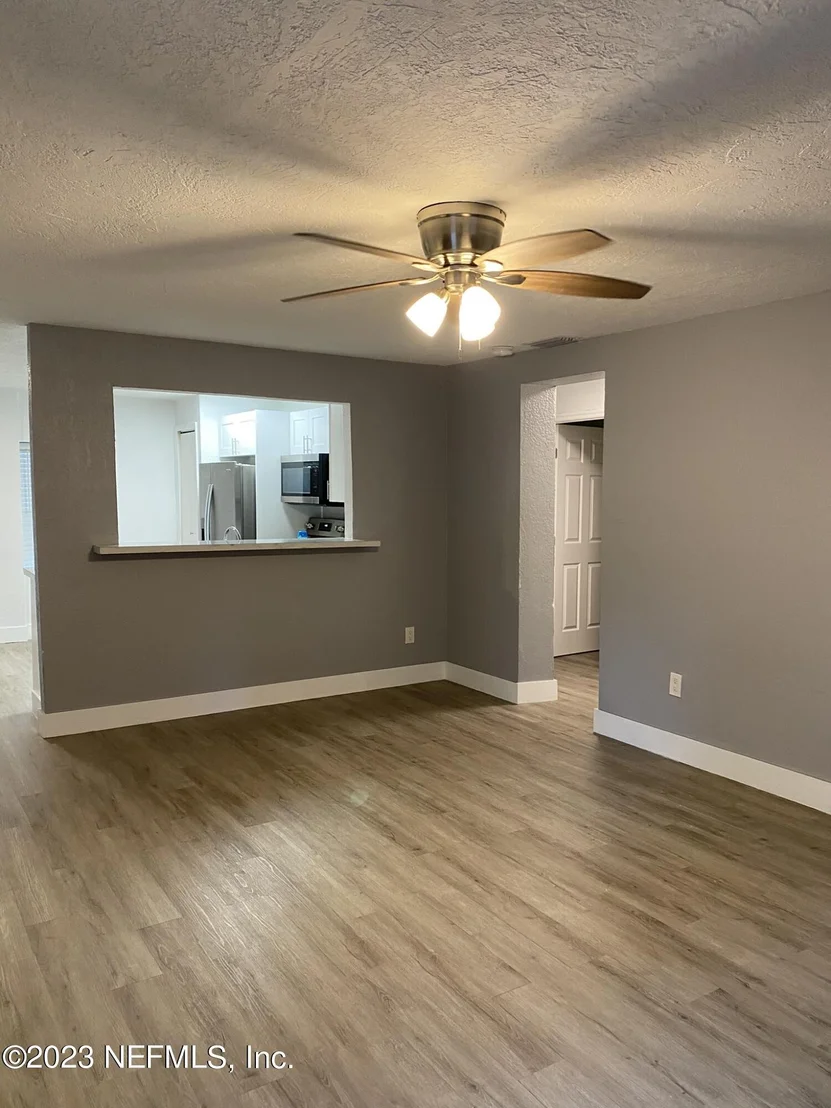 Photo of 420 AIKEN Street