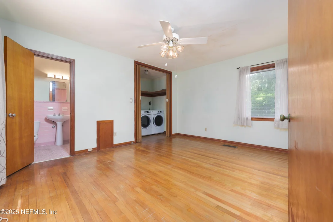 Photo of 4 FLETCHER Lane