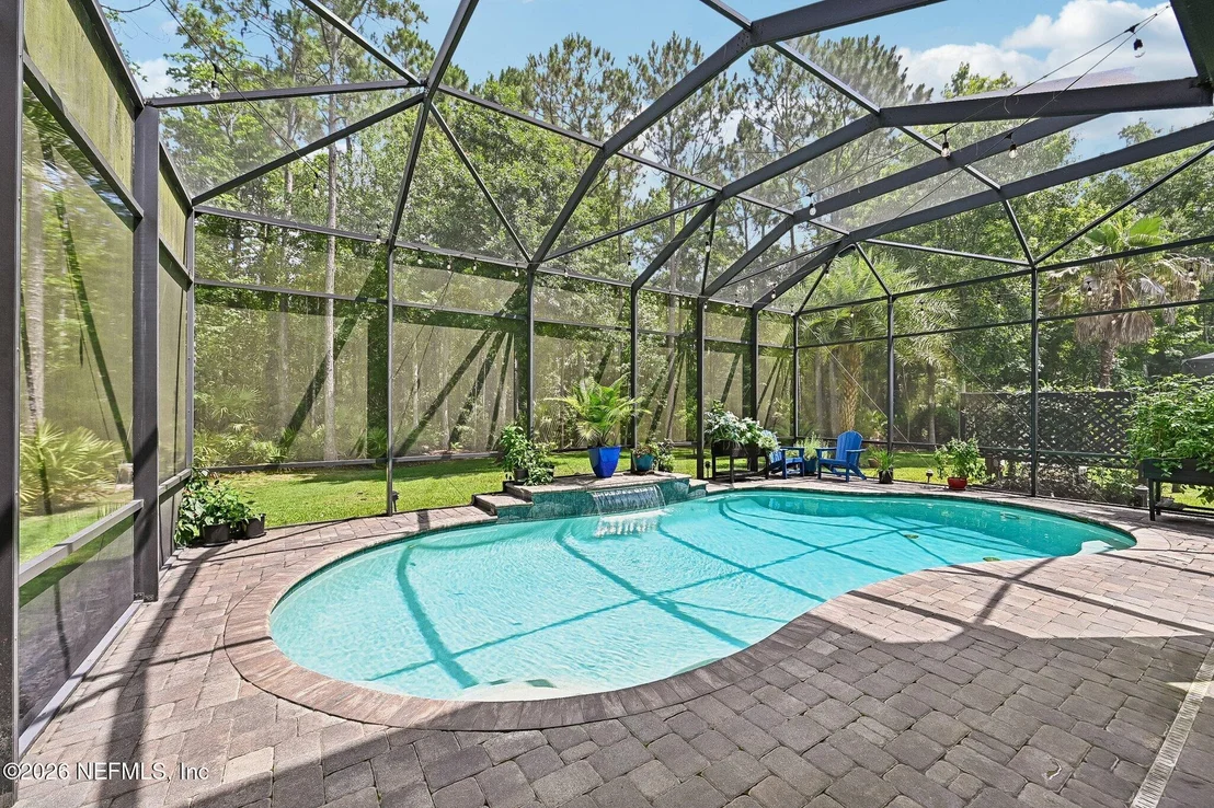 Photo of 136 DUNDEE Place