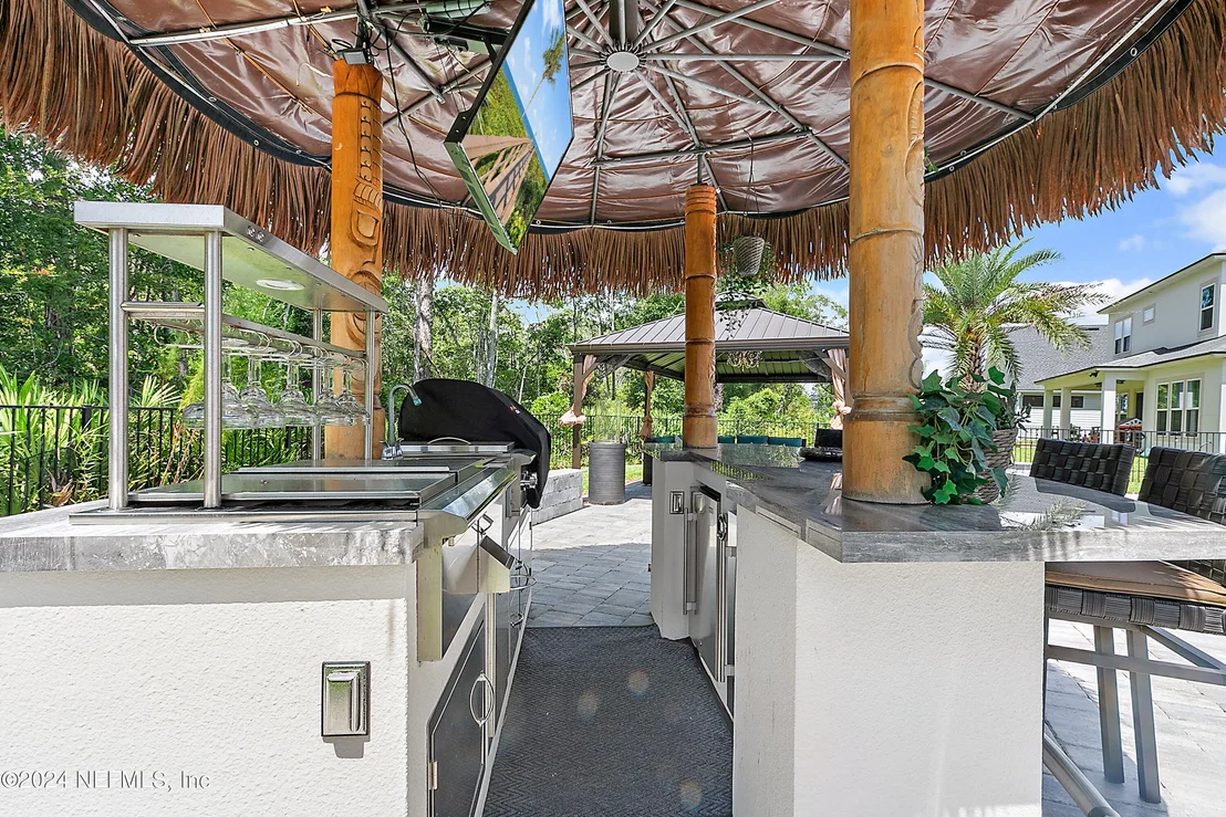 Photo of 10468 SILVERBROOK Trail
