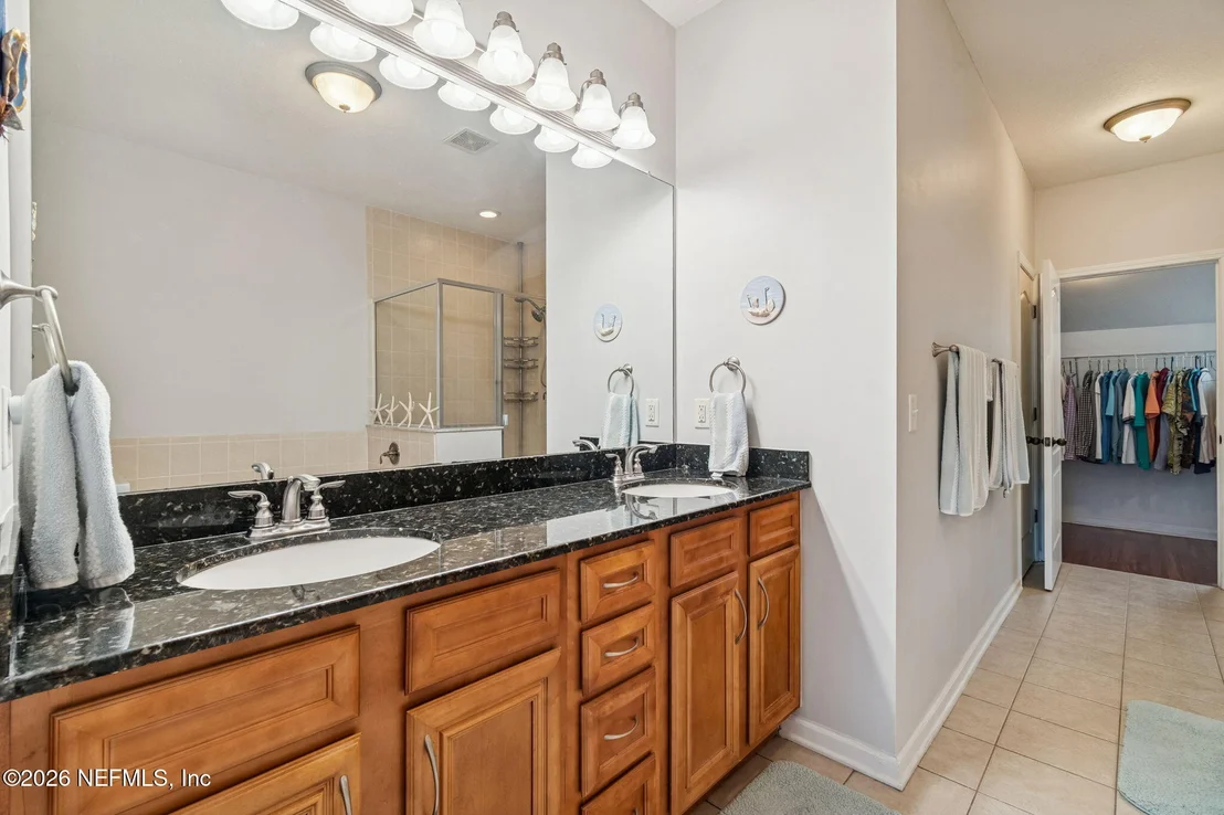 Photo of Unit 1005 at 175 BAYBERRY Circle