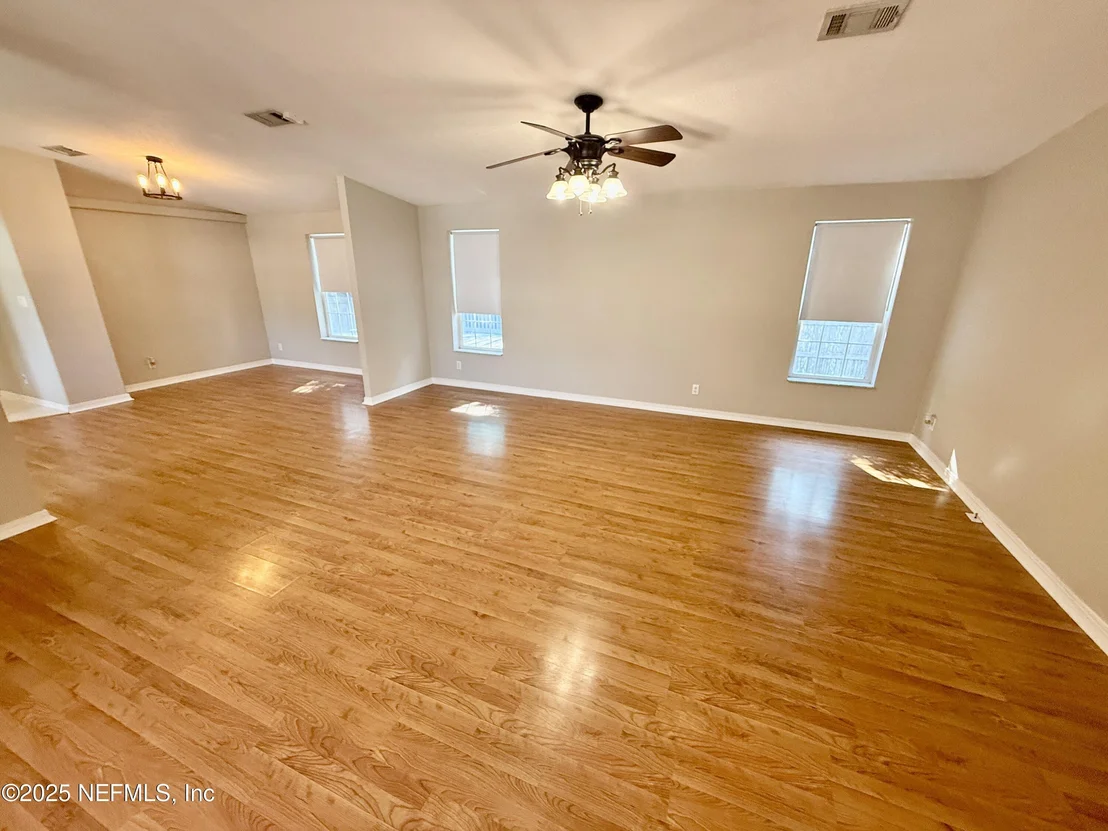 Photo of 2974 LAKESIDE VILLA Road