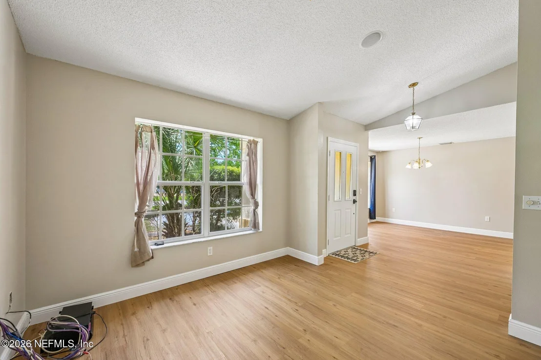 Photo of 2 BIRDSEYE Place