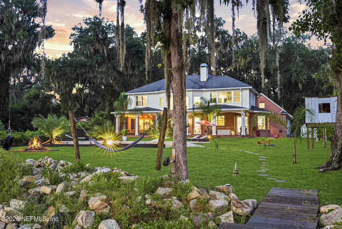 Photo of 120 RUSTIC OAKS Lane