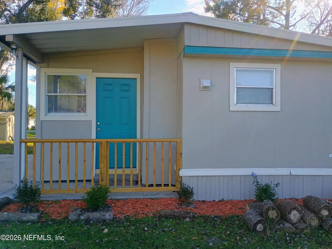Photo of 215 PINE TREE Trail