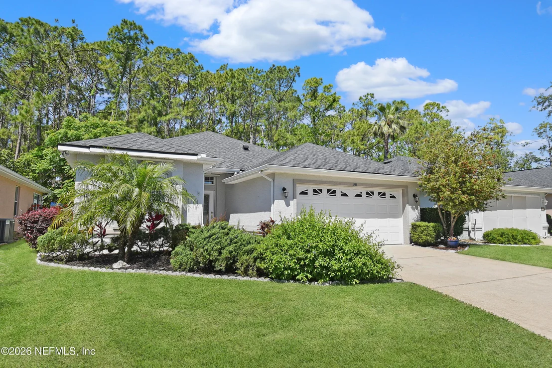 Photo of 561 BOXWOOD Place