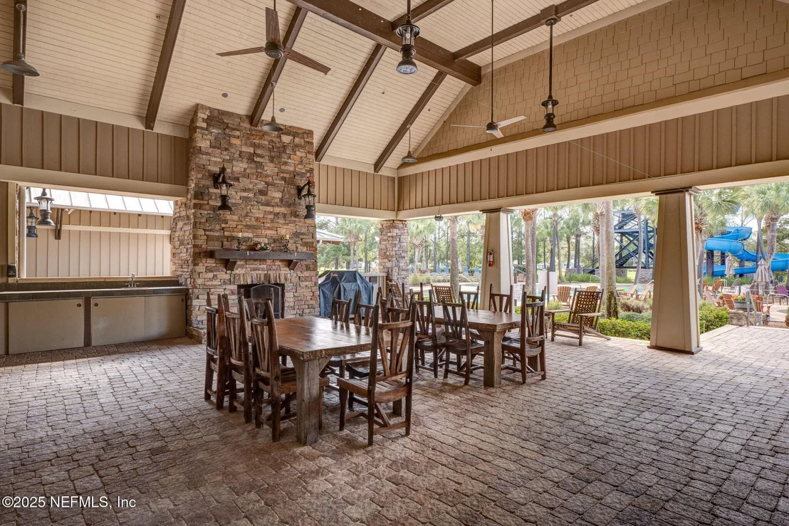 Photo of 1836 ENTERPRISE Avenue