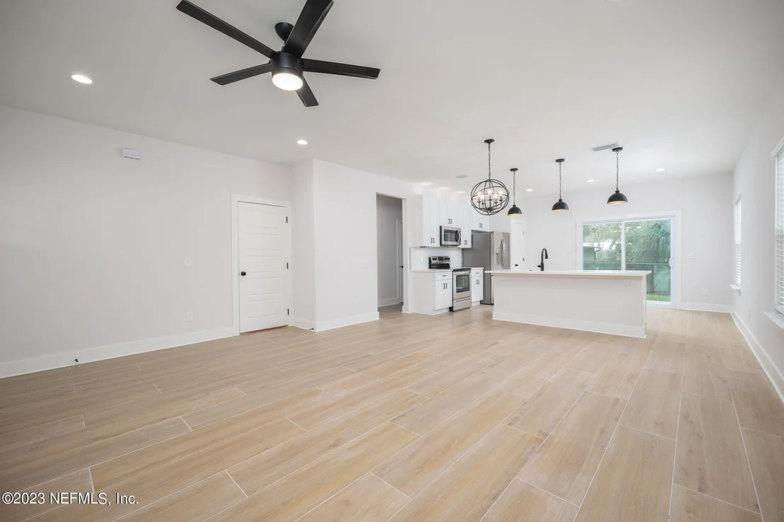 Photo of 411 SECOND Street