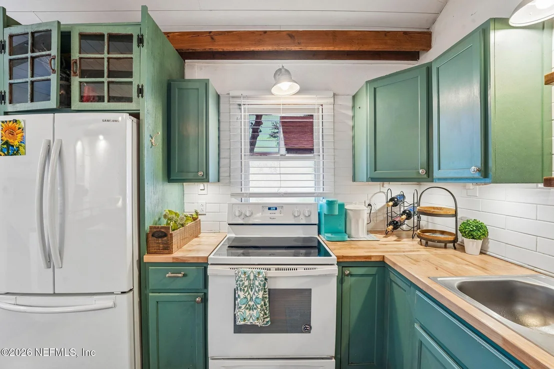Photo of 249 CHARLOTTE Street