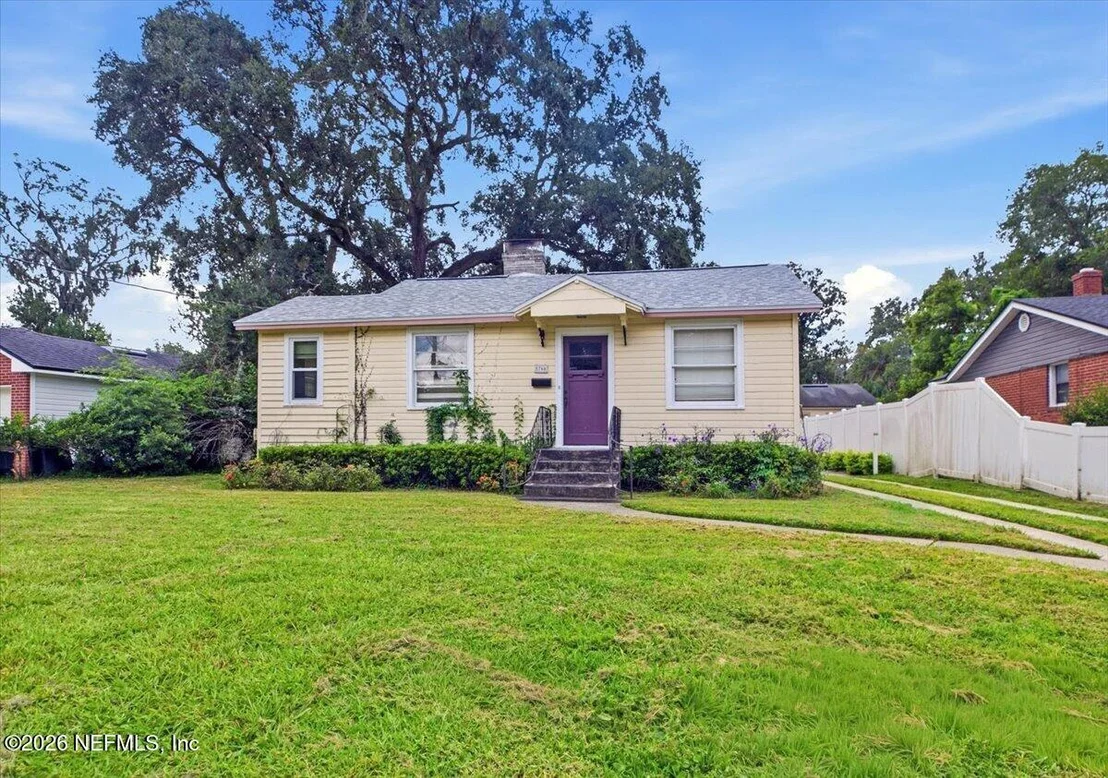 Photo of 1766 GREENRIDGE Road
