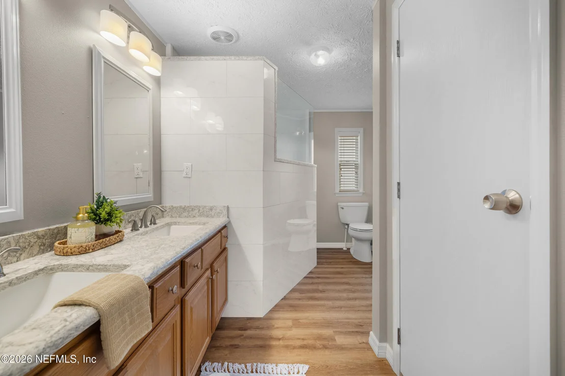 Photo of 1244 JONES Road