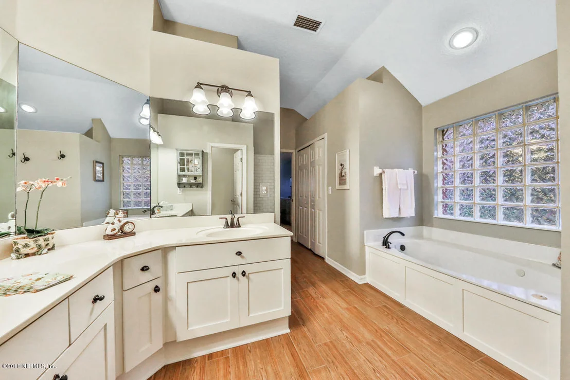 Photo of 7836 TIMBERLIN PARK