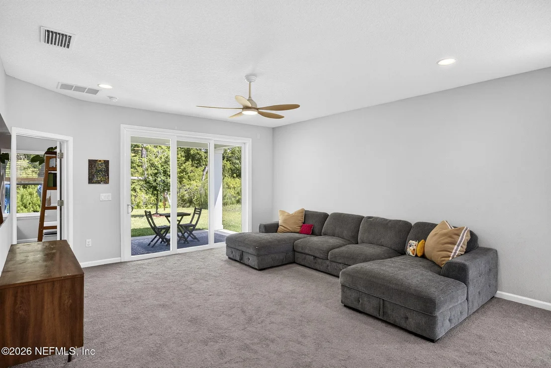 Photo of 210 WINEBERRY Lane
