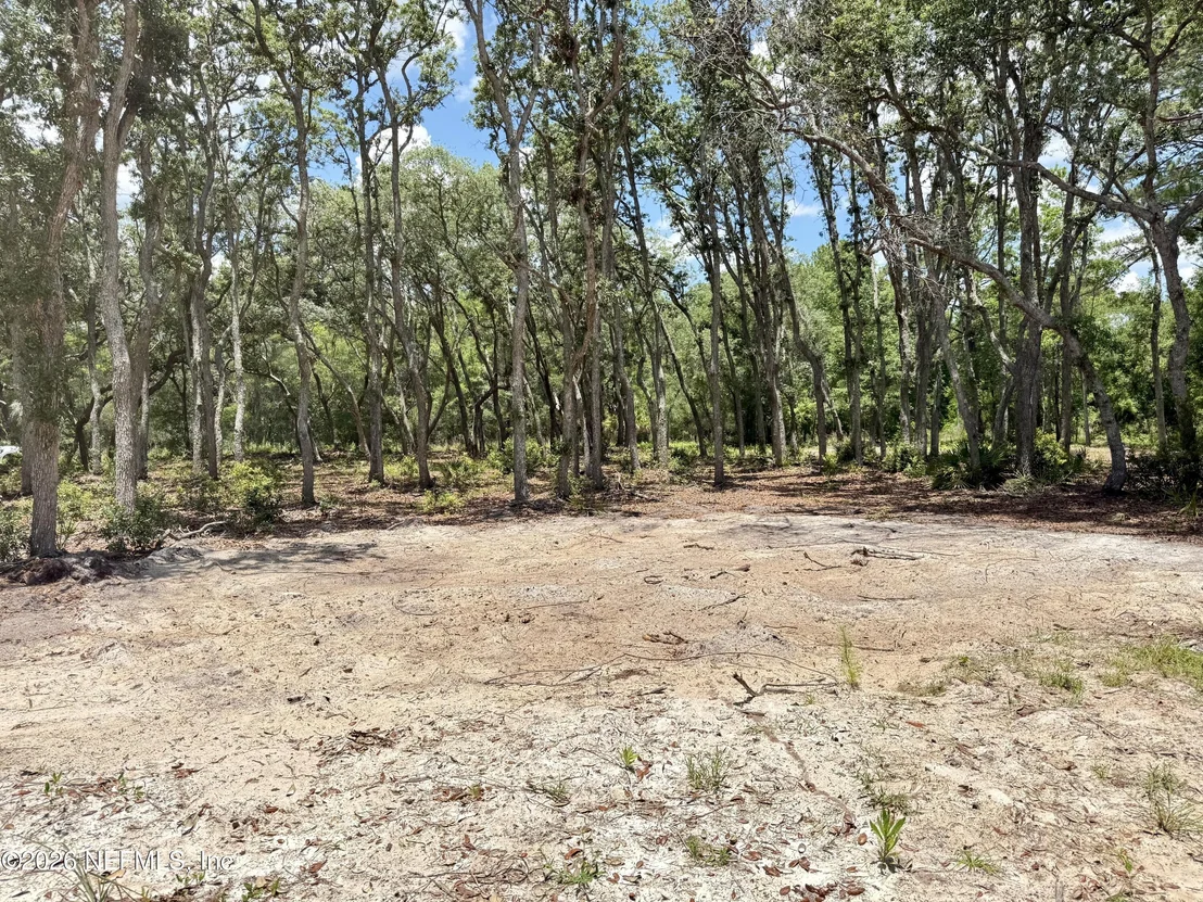 Photo of 438 CHAMBERLAIN Road