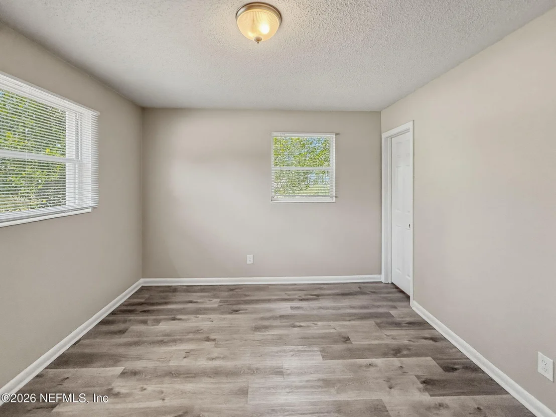 Photo of 5233 DALLEN LEA Drive