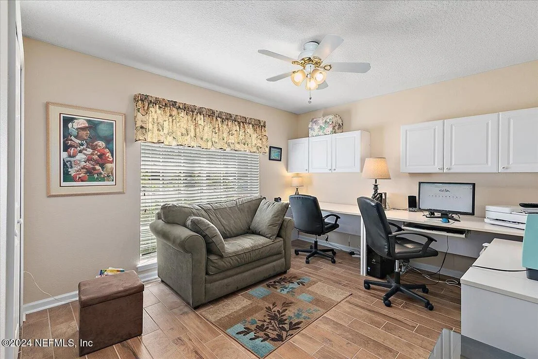 Photo of 4528 MAINMAST Lane