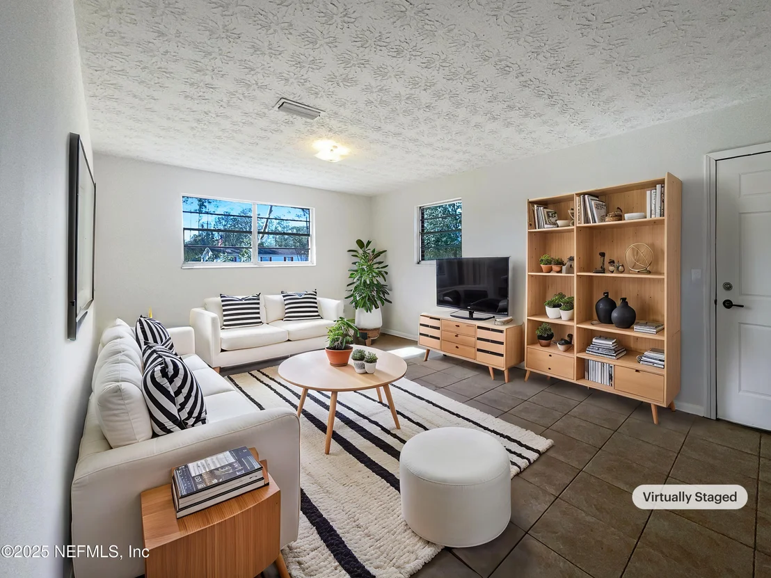 Photo of 219 IVY Street