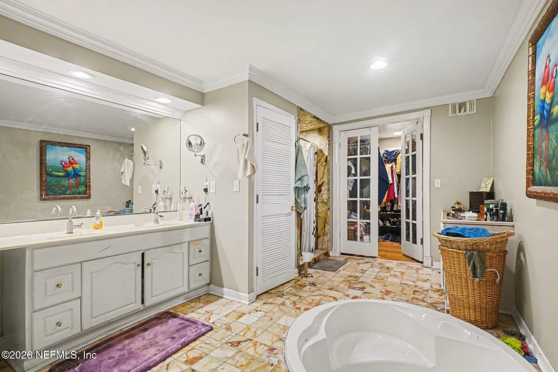 Photo of 6964 RAMOTH Drive