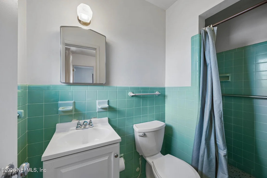 Photo of 1002 NEPTUNE Lane