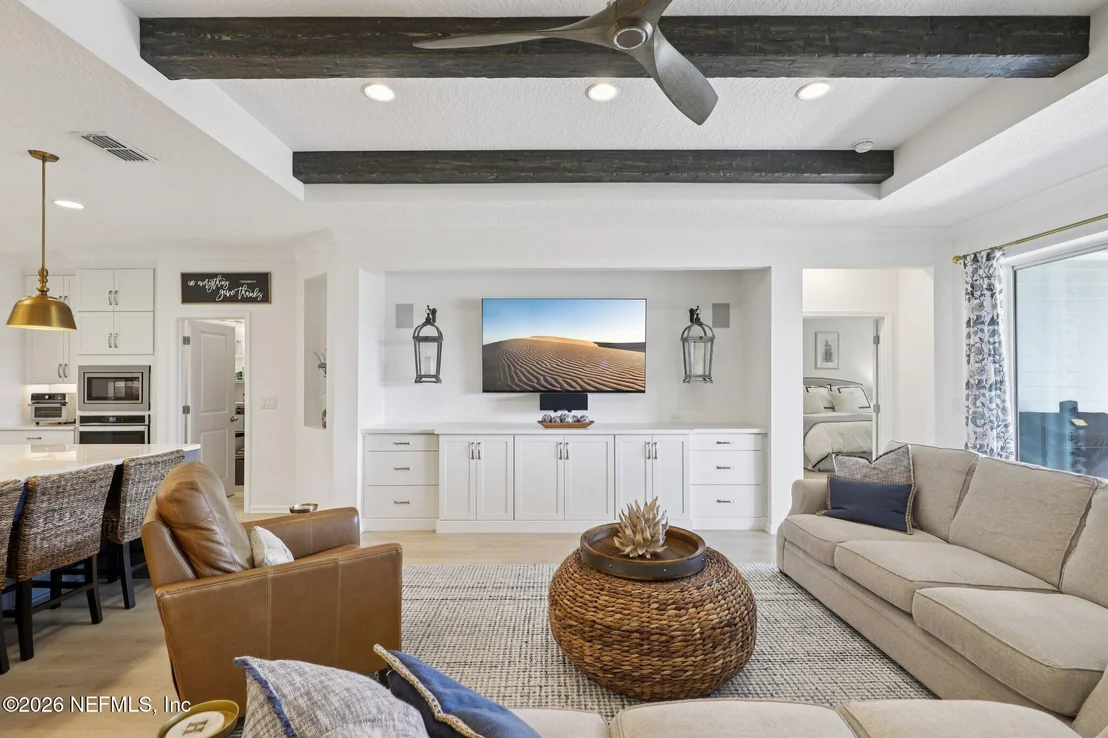 Photo of 221 MARQUESA Circle