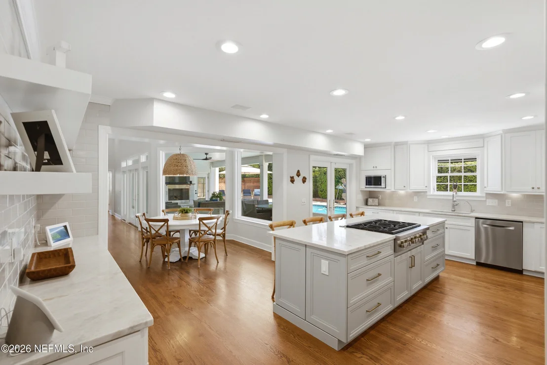 Photo of 9505 KUHN Road