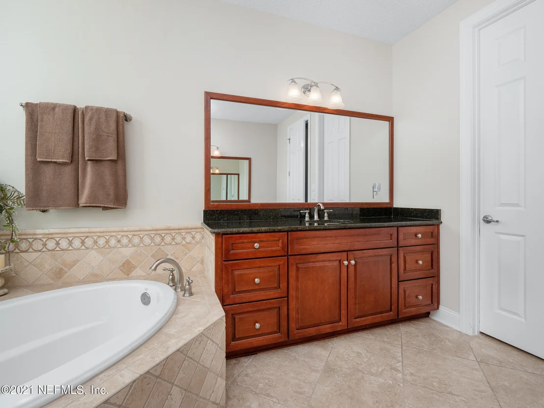 Photo of 237 GULFSTREAM Way