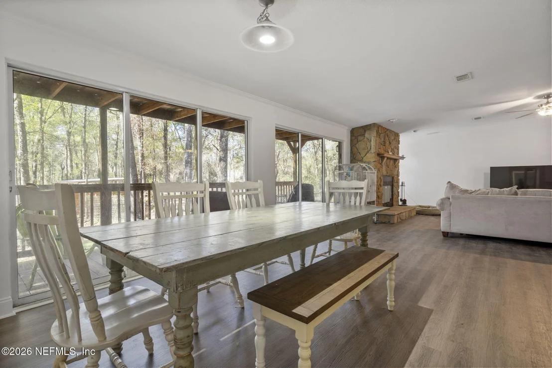 Photo of 2490 VIOLET Way