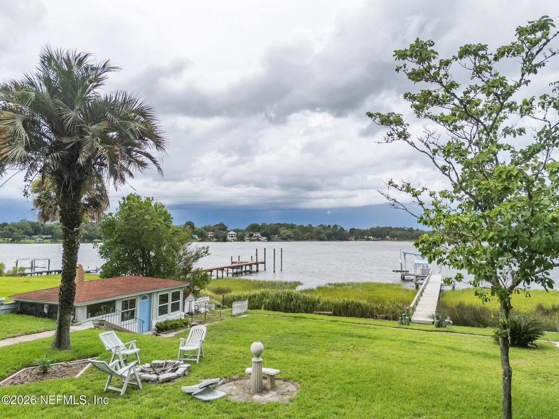 Photo of 1375 CEDAR BAY Road
