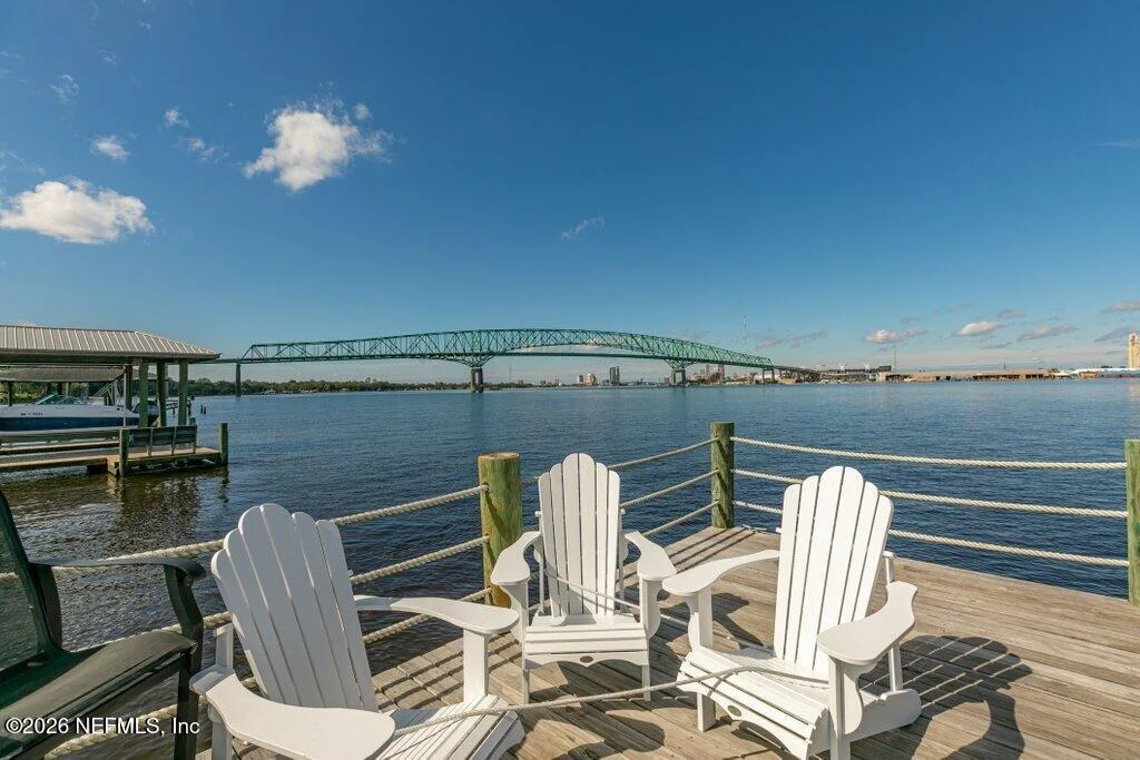 Photo of 4626 RIVER POINT Road W