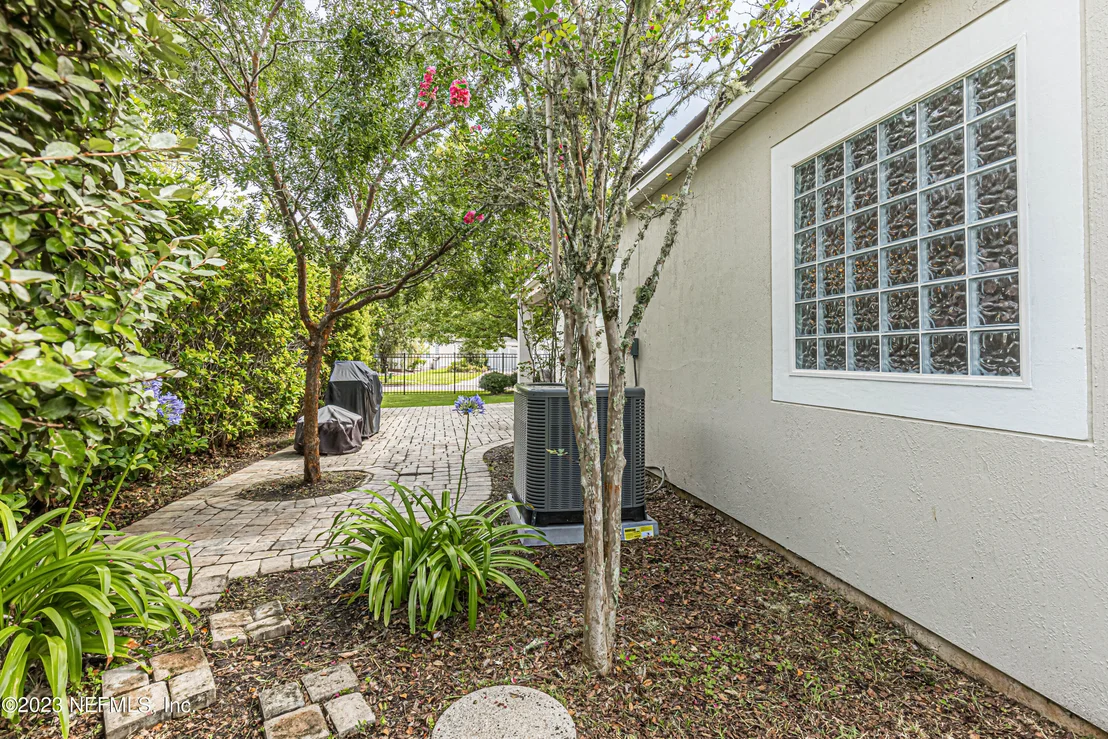 Photo of 855 CHANTERELLE Way