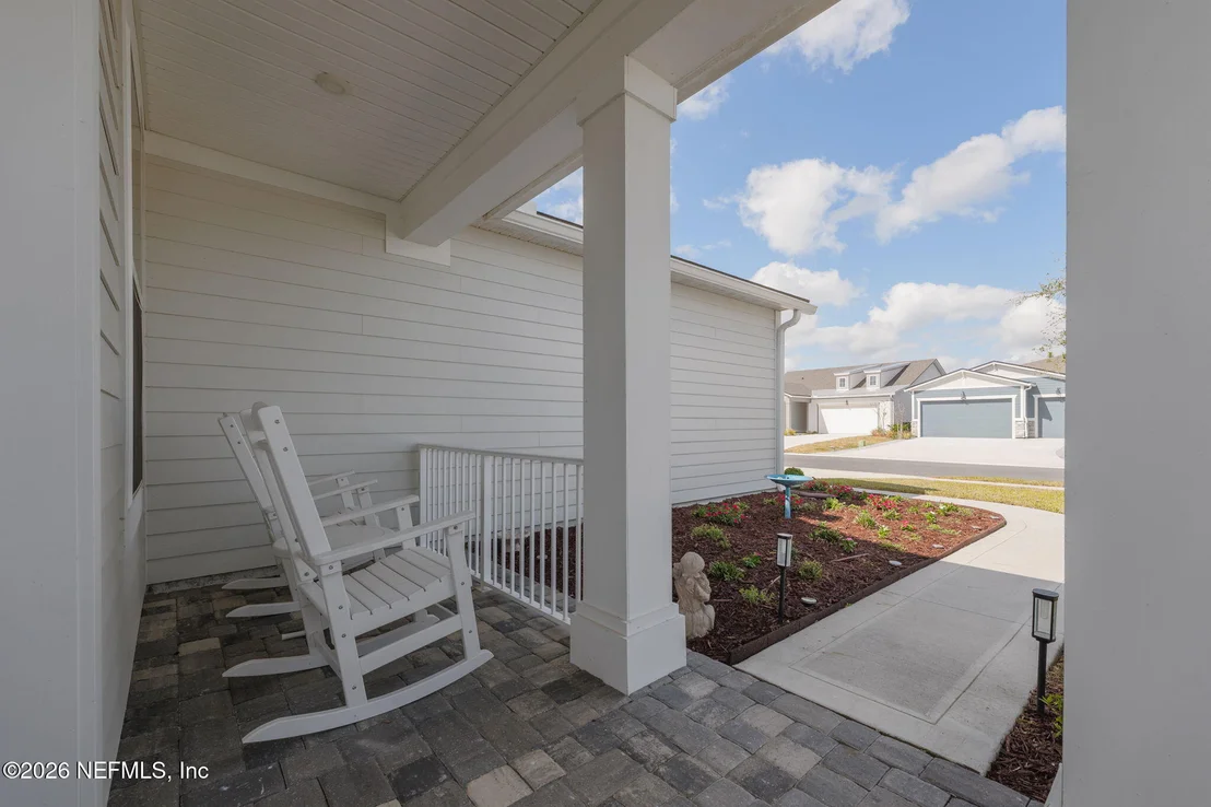 Photo of 403 LADYSLIPPER Drive