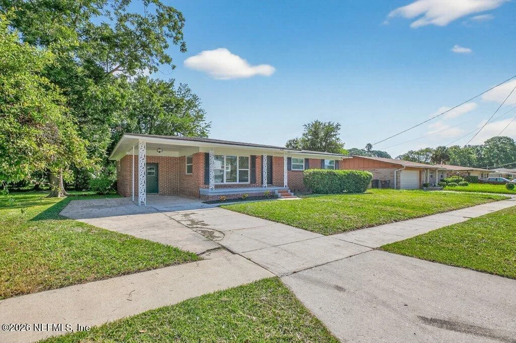 Photo of 6647 MANHATTAN Drive