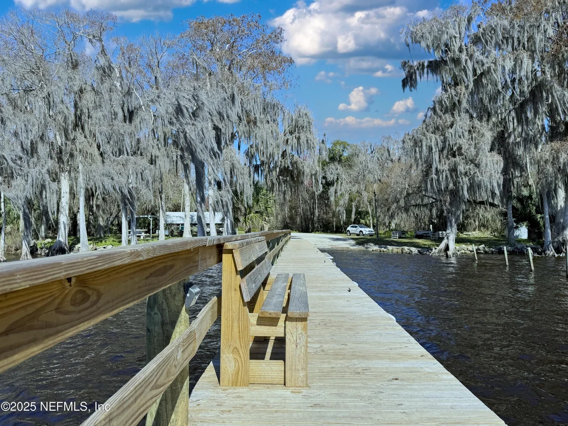 Photo of 324 PALM Way