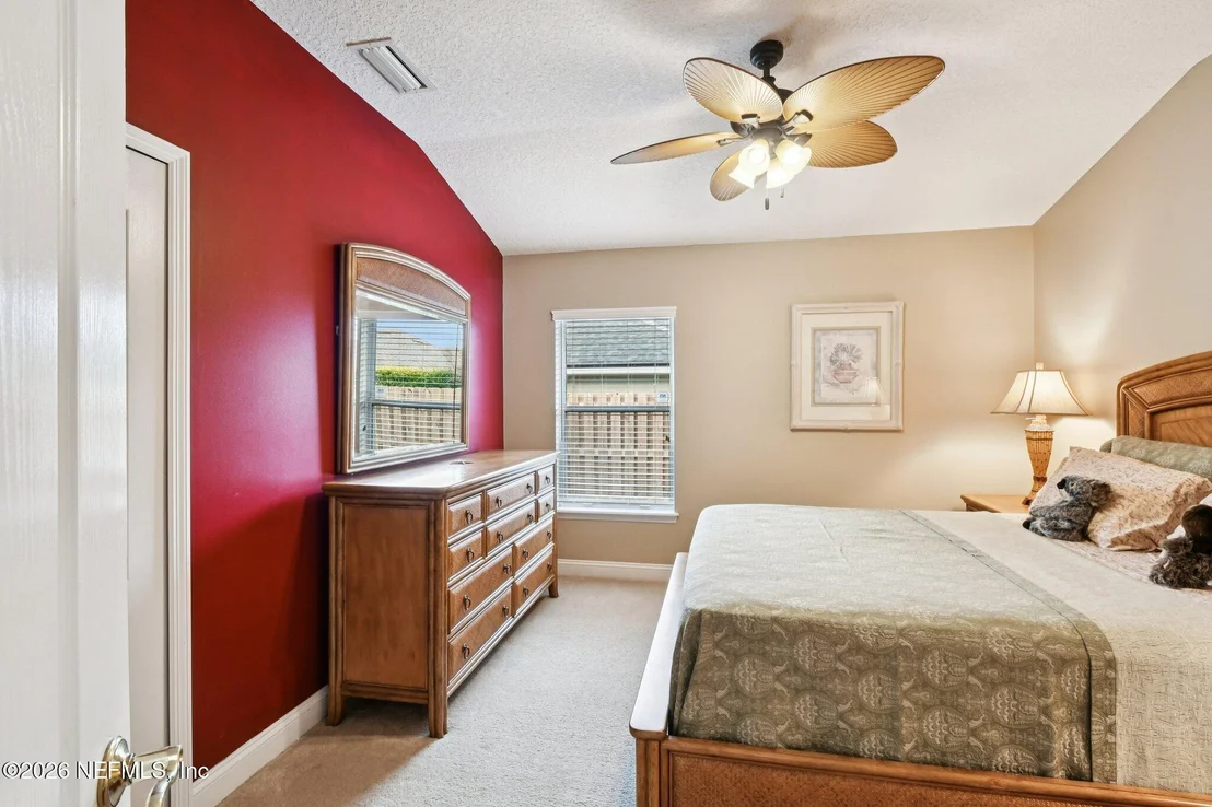 Photo of 145 LAKE RUN Boulevard