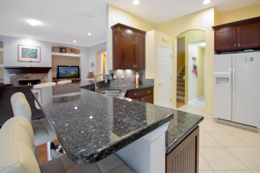 Photo of 115 GLEN OAKS Drive