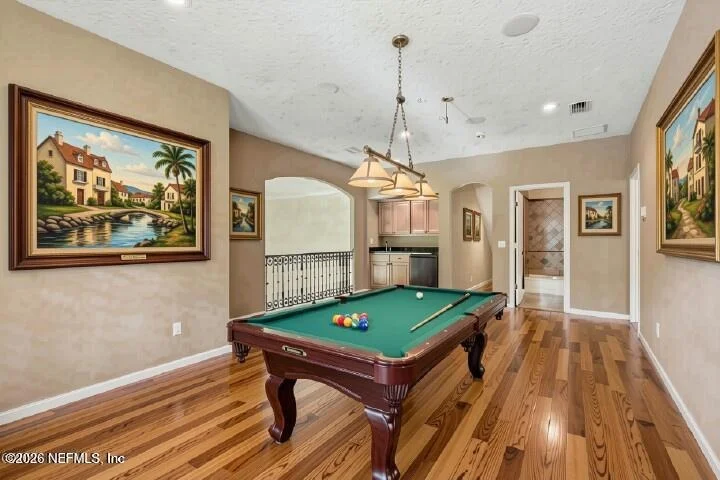 Photo of 560 SEBASTIAN Square